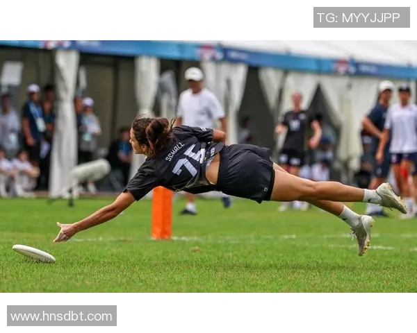 成都飞盘队实力强劲跻身全国个人能力排行榜第七名引发关注 成都飞盘队实力强劲跻身全国个人能力排行榜第七名引发关注