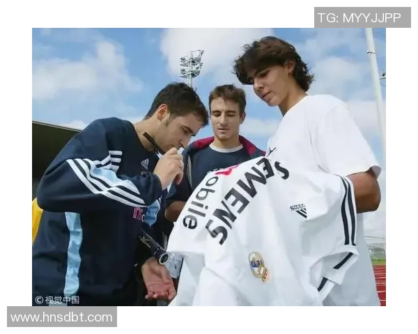 西安网球队在世界杯中的精彩表现与状态分析