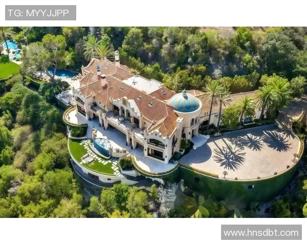 足球明星奢华豪宅高清图片大赏揭秘他们的奢华生活与独特品味 足球明星奢华豪宅高清图片大赏揭秘他们的奢华生活与独特品味